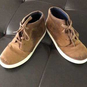 Boys Cat and Jack boot/sneakers